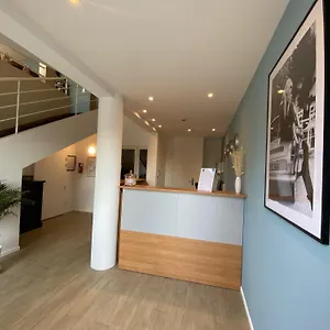 2* Otel La Rotonde